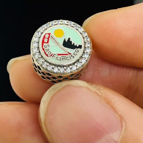 ✨🔥Pandora Sausalito Exclusive Button Charm San Francisco California charm - Picture 4 of 4